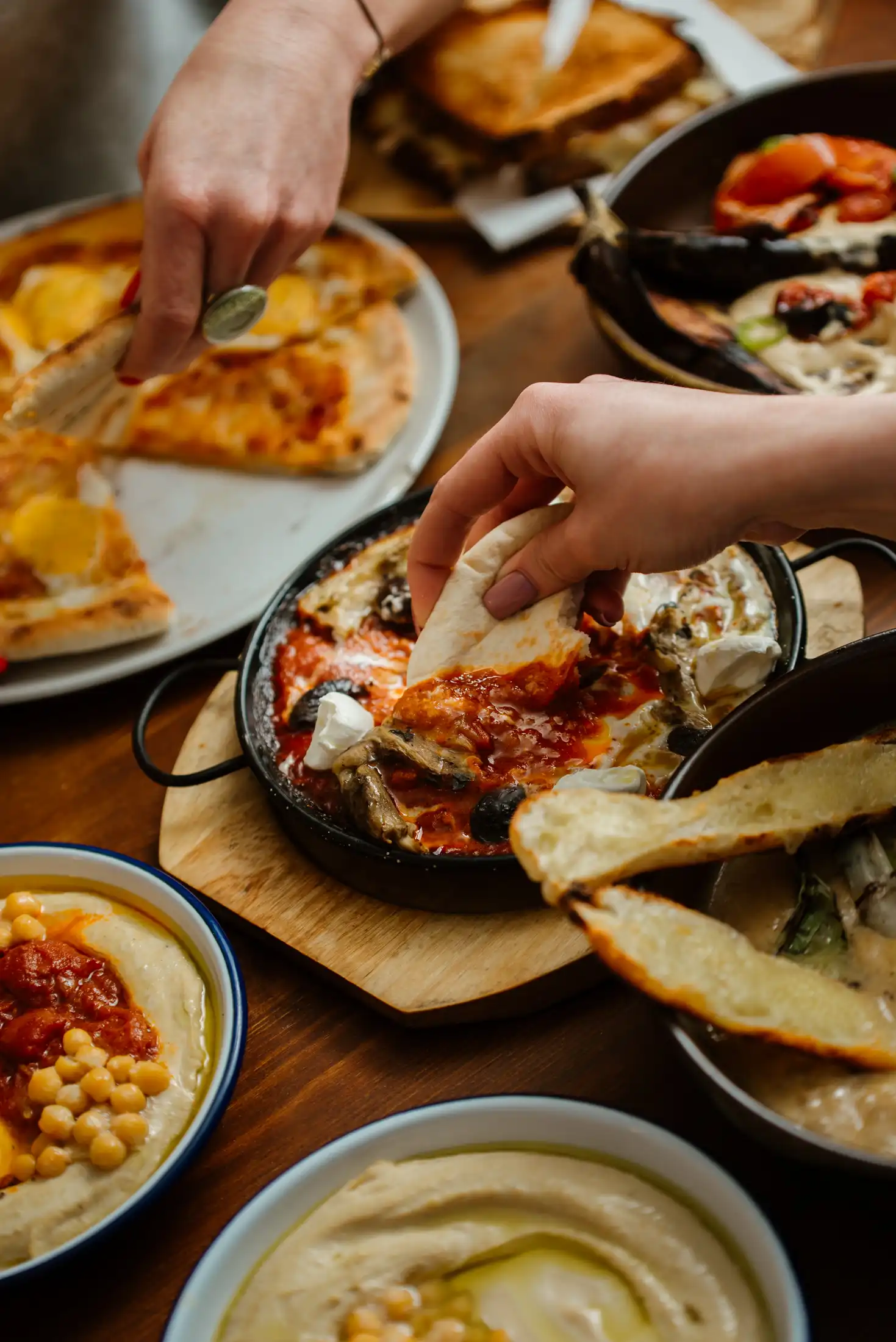 Shakshuka, pizza and hummus at Cafe Tel Aviv in Budapest